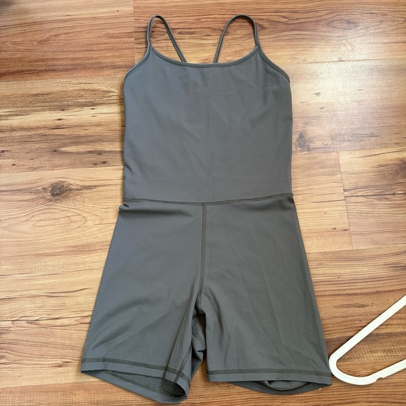 Everlane performance jumpsuit - Picture 2 of 6